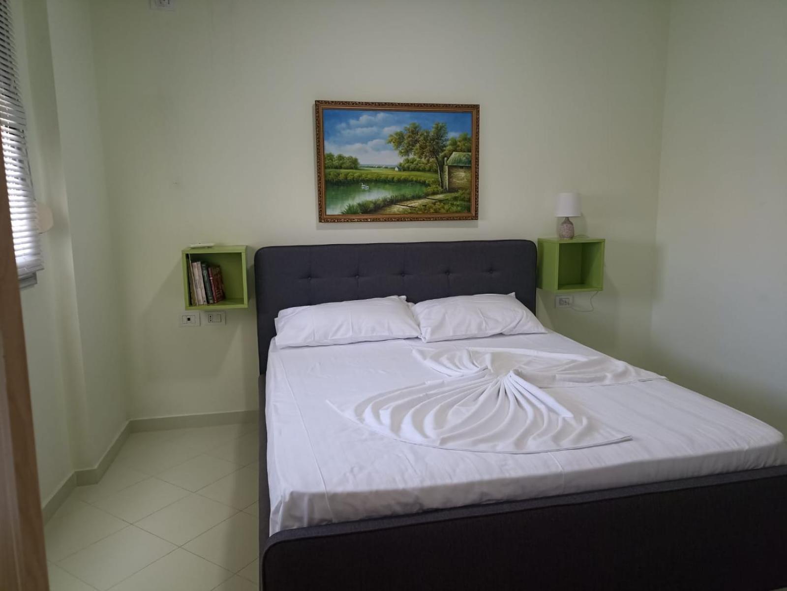Bregu Green Apartments Vlore Bagian luar foto