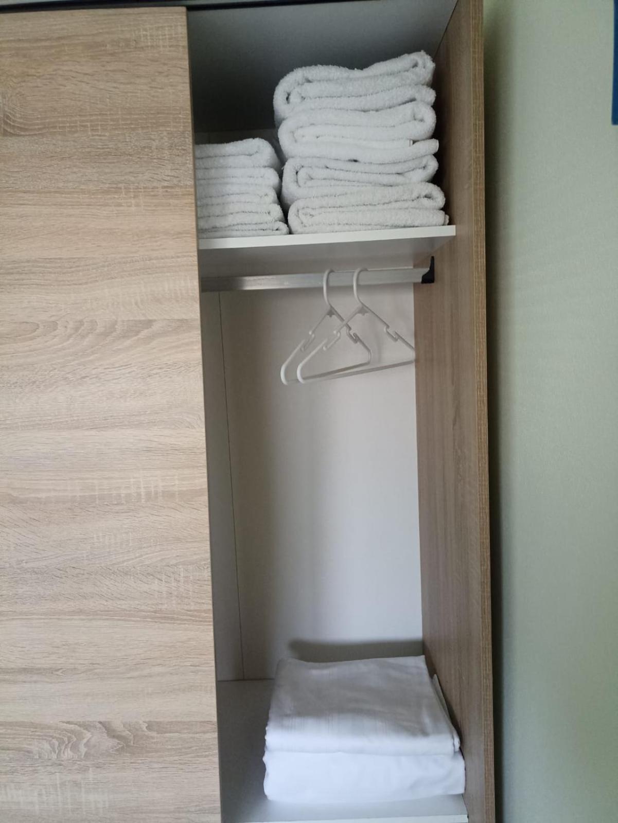 Bregu Green Apartments Vlore Bagian luar foto