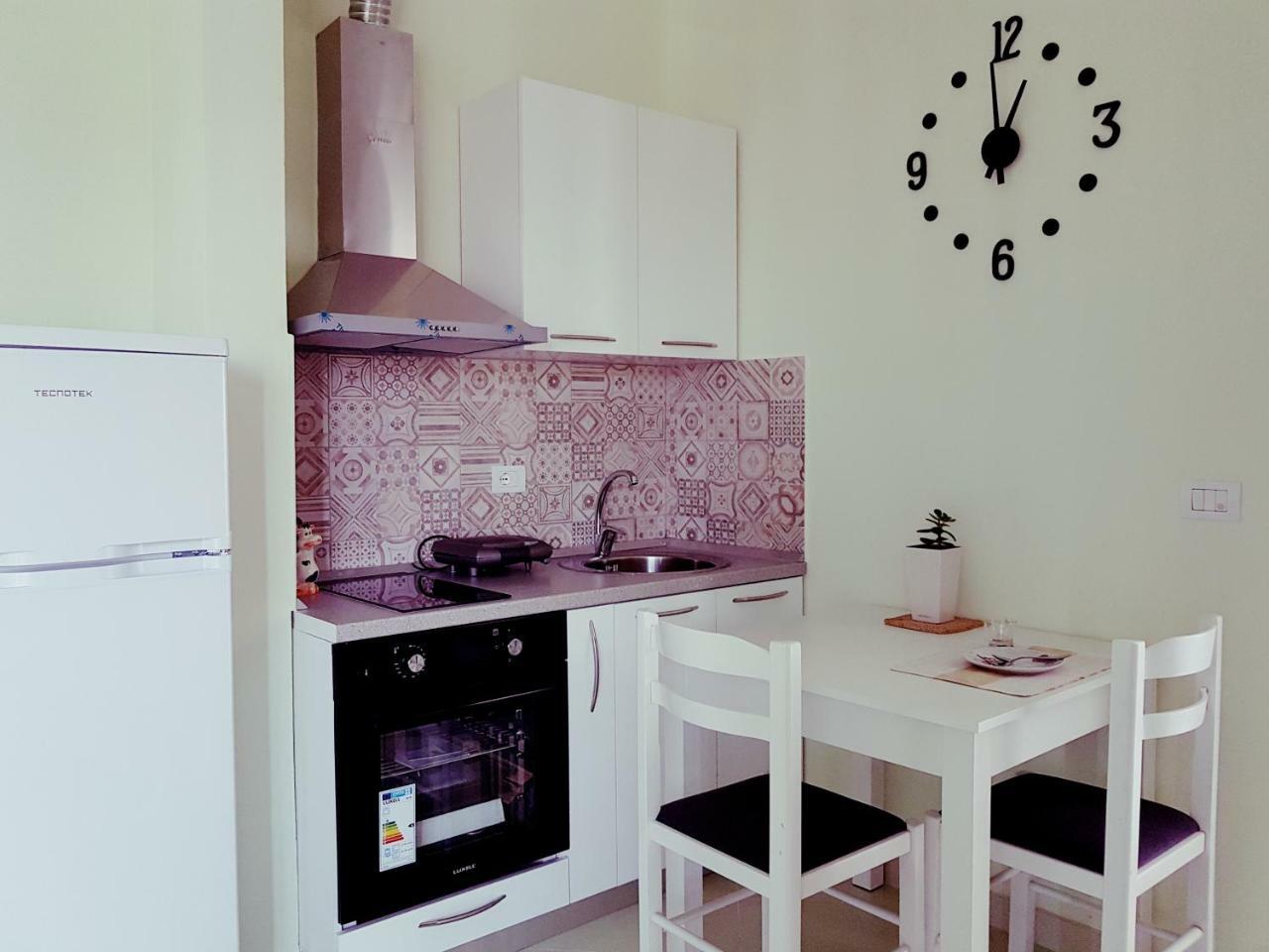 Bregu Green Apartments Vlore Bagian luar foto