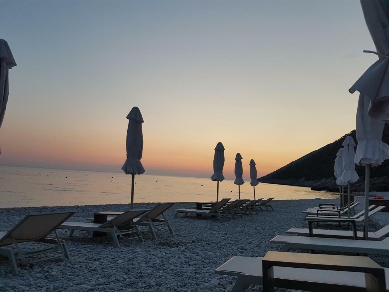 Bregu Green Apartments Vlore Bagian luar foto
