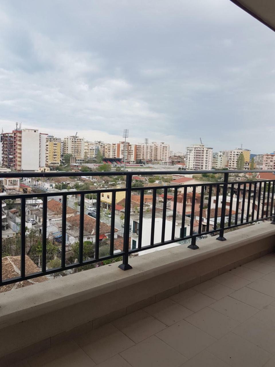 Bregu Green Apartments Vlore Bagian luar foto