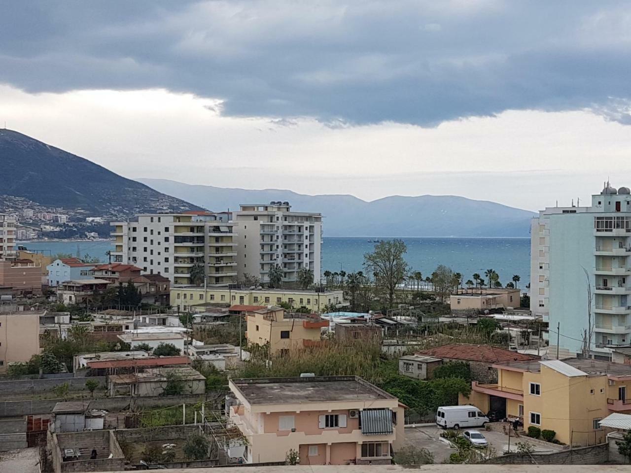 Bregu Green Apartments Vlore Bagian luar foto