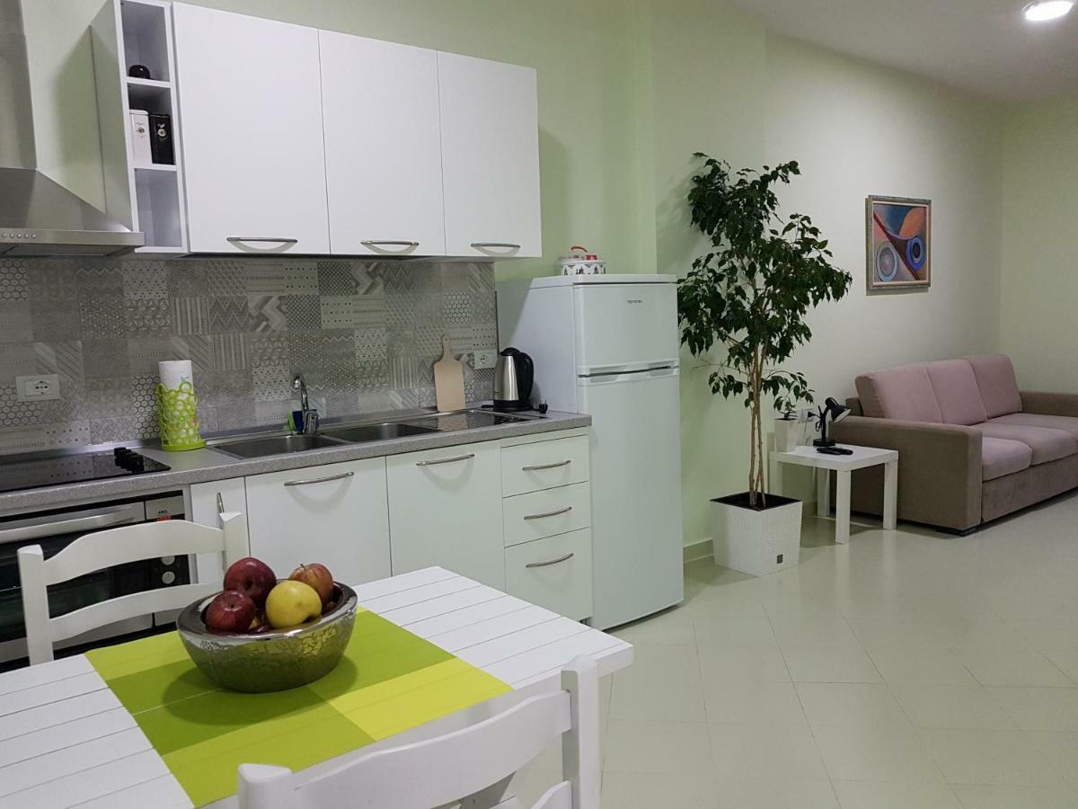 Bregu Green Apartments Vlore Bagian luar foto